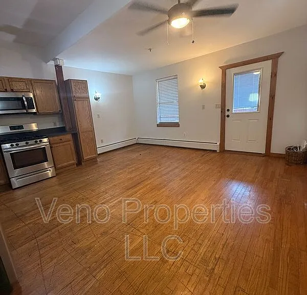 1 S Park St #1D — Photo 4