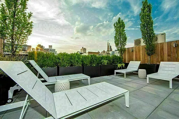 Rented by Voro New York | media 25