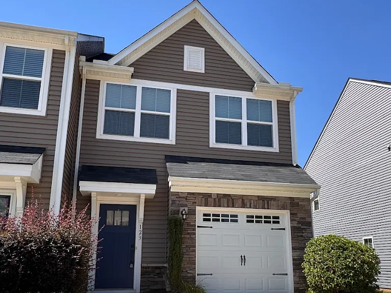123 Roundtree Dr — Photo 13