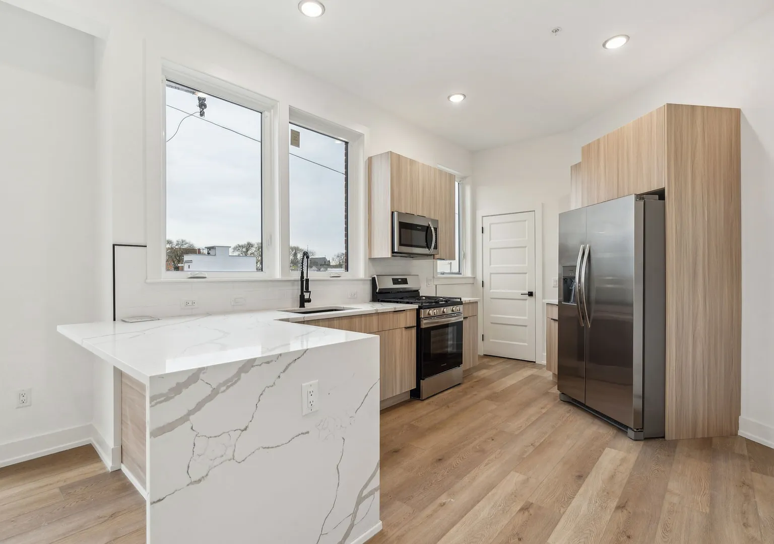 Brand New Apartments in Fishtown — Photo 2