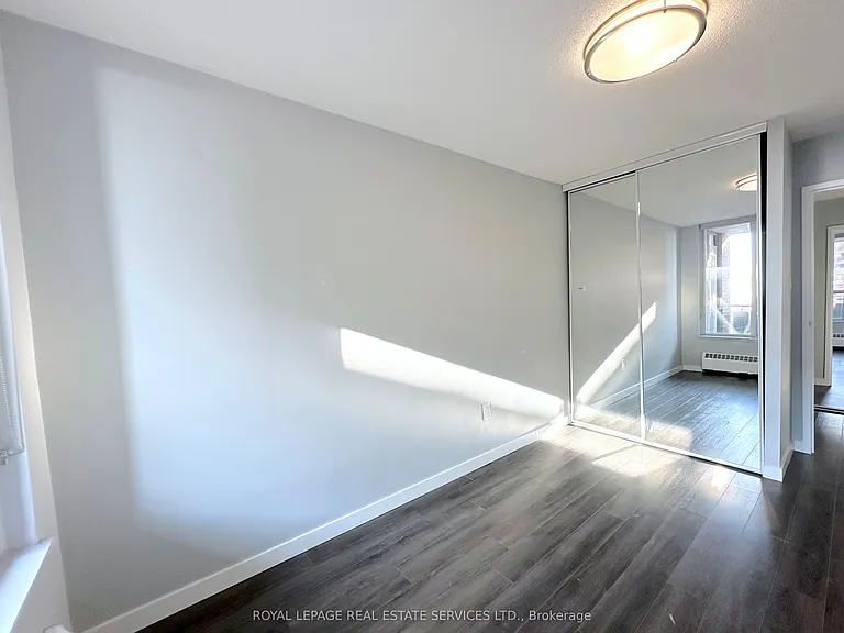 2575 Danforth Ave #2109 — Photo 6
