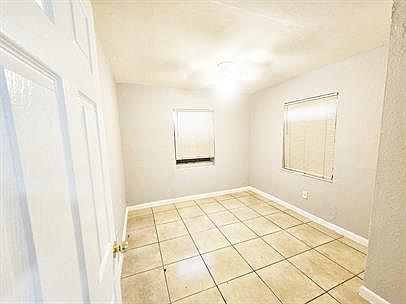 3rd image of 515 NW 13th Ave