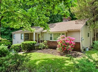 29 Moreland St, Worcester, MA 01609