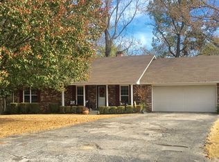 327 Shaler Dr, Killen, AL 35645
