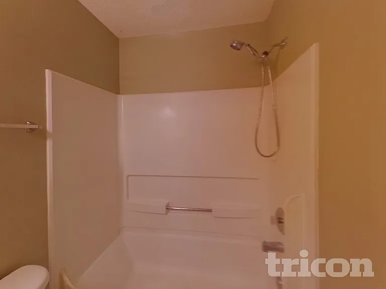 5467 Medlock Corners Dr — Photo 16
