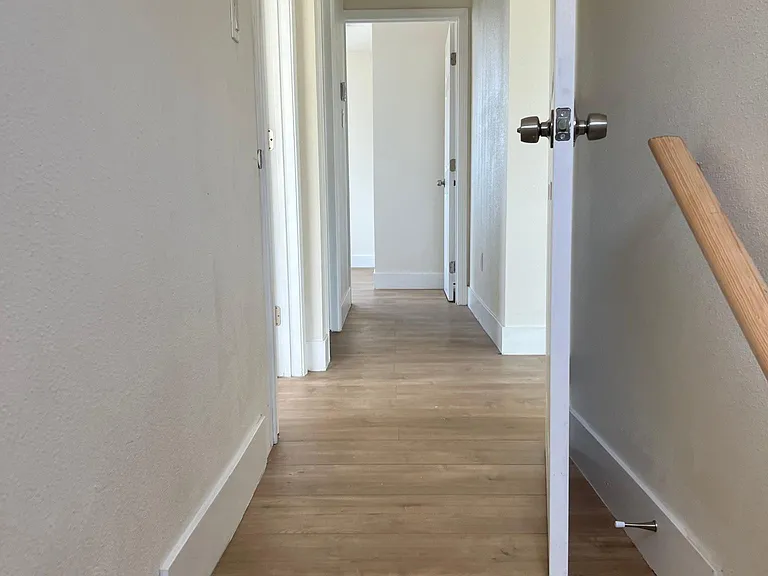 8731 S Figueroa St #8733-1/2 — Photo 5