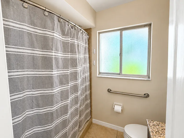 8649 Shady Glen Dr — Photo 5
