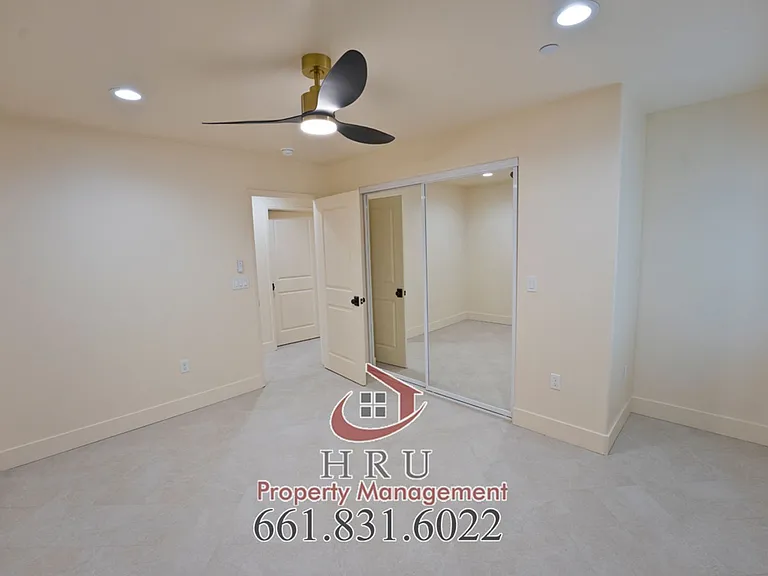 1821 Lacey St — Photo 10
