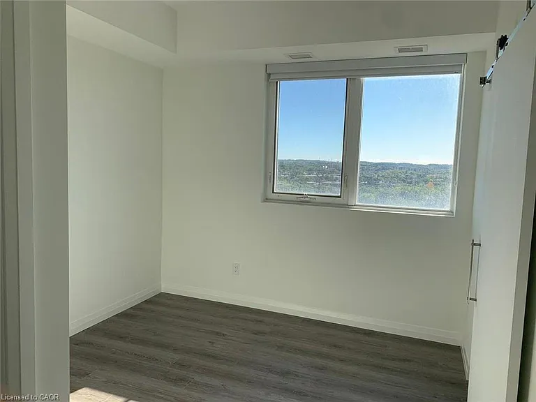 108 Garment St S #1608 — Photo 16
