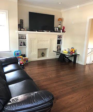 2nd image of 6422 S Sacramento Ave