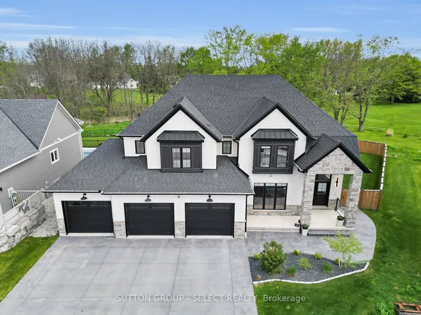 48 Royal Cres, Southwold, ON N5P 0G5