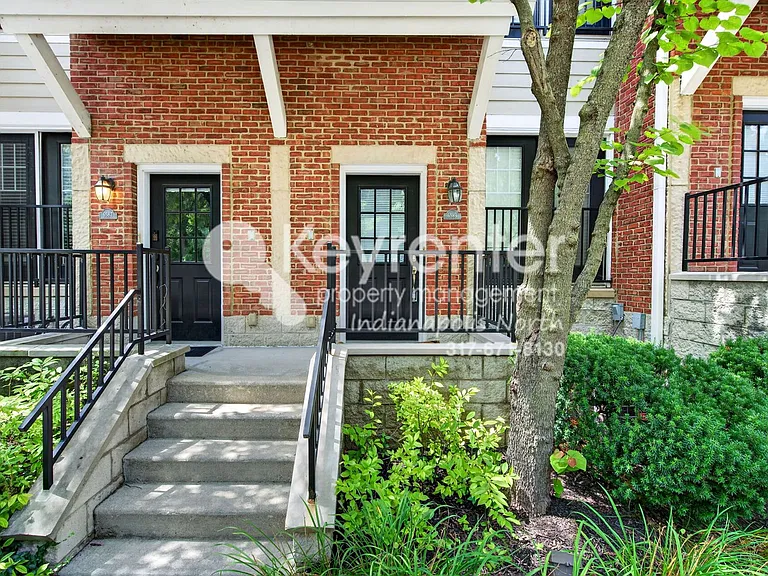 6589 Reserve Dr — Photo 2
