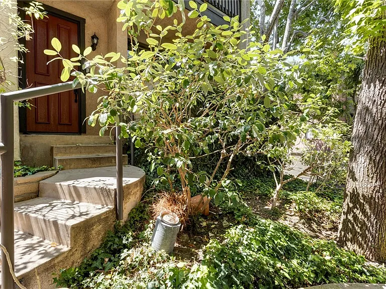 21900 Marylee St #257 — Photo 23