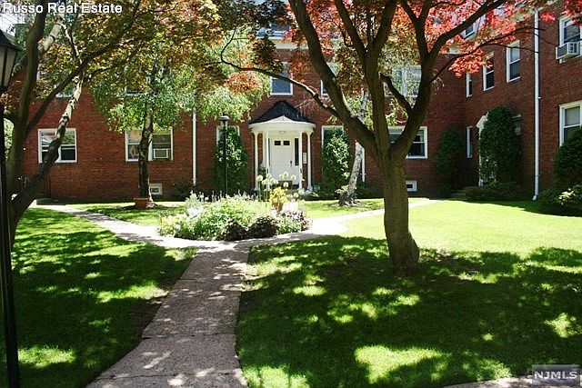 1st image of 735 Elm Ave APT 6B
