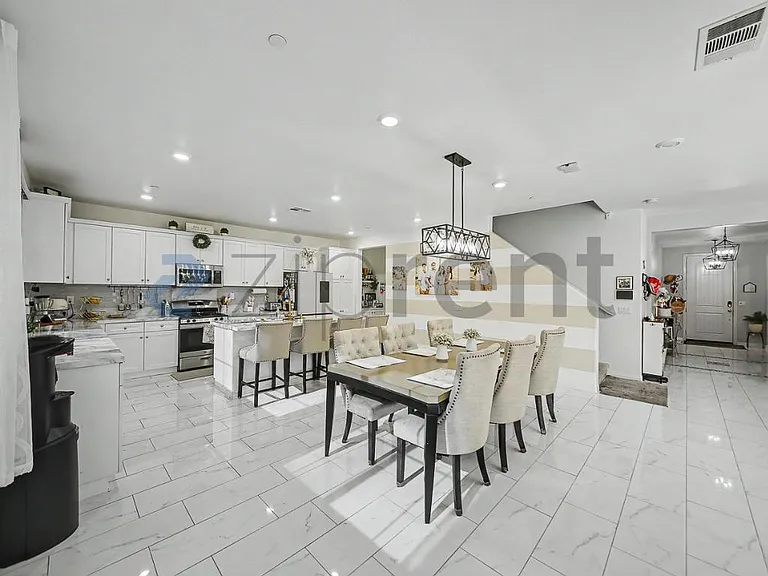 5394 Delaney Way — Photo 16