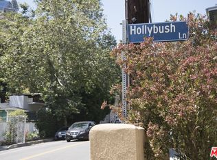1023 Hollybush Ln, Los Angeles, CA 90077