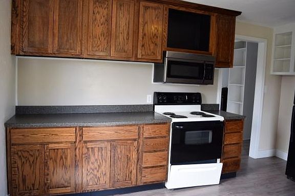 5th image of 112 Brooklawn Dr