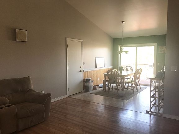 4th image of 8900 Grouse Dr