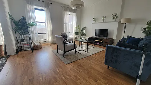 245 W 135th St Photo 1
