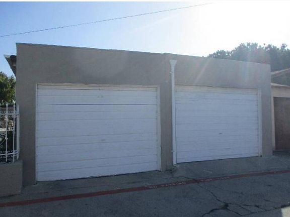 4th image of 436 E Division St