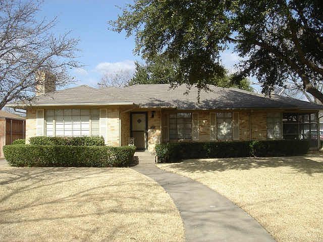 1st image of 6527 Woodland Dr