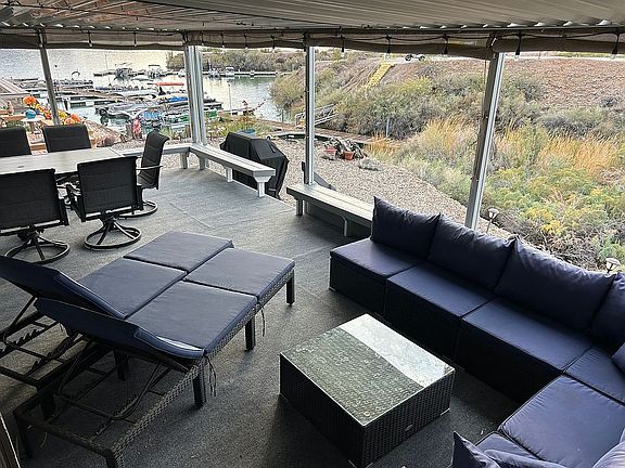 5th image of 555 Beachcomber Blvd #B11