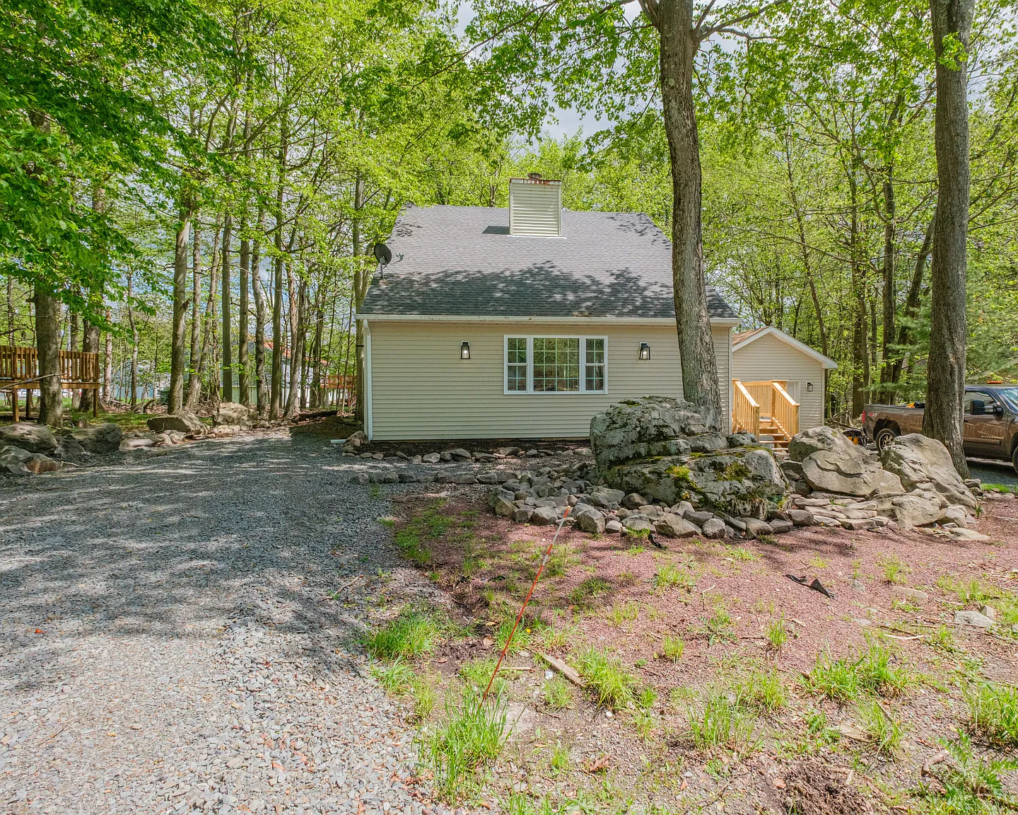 7275 Long Pine Dr photo 1