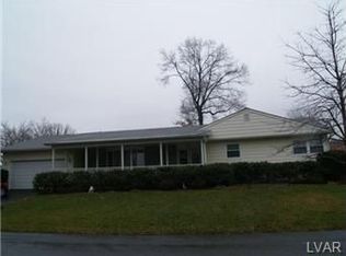 1089 Arbor Ln, Slatington, PA 18080