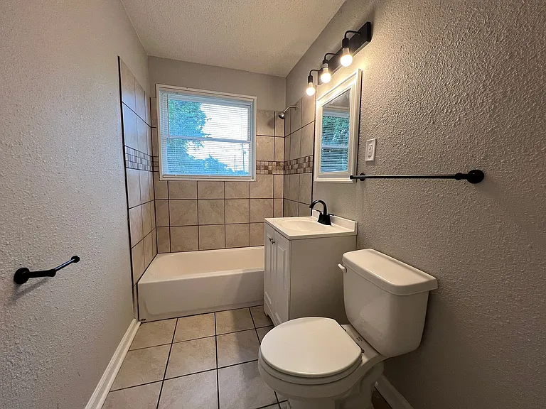 364 Elder Rd — Photo 3