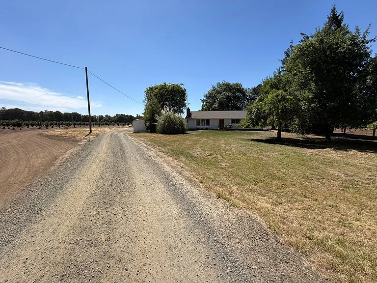 27840 Seven Mile Ln — Photo 35