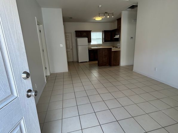 3001 Diamond Head Ave #2