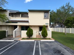 10804 SW 72nd St APT 111, Miami, FL 33173
