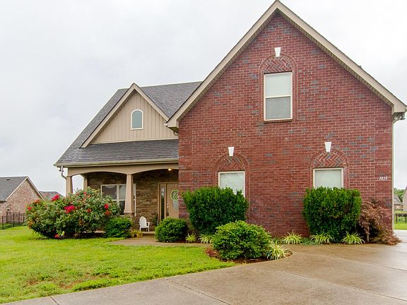 4th image of 1419 Davy Crockett Dr