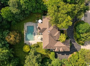 1 Sundale Pl, Scarsdale, NY 10583