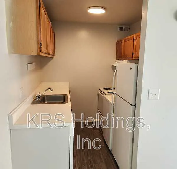 1215 Nelson St #D — Photo 7
