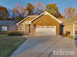 315 David Dr, Clarksville, TN 37040