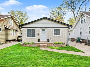 614 Gardenia Ave, Royal Oak, MI 48067