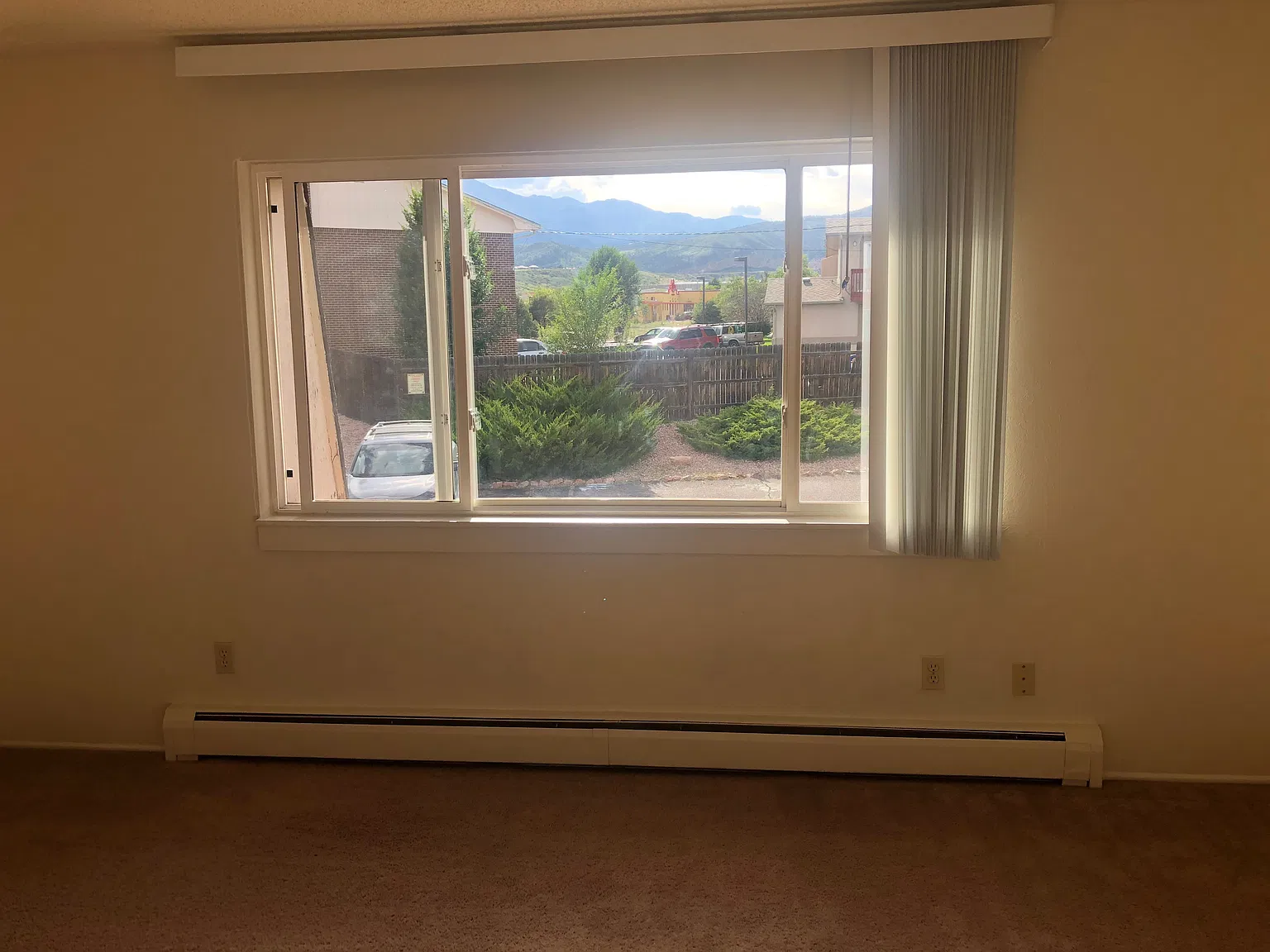 2 bed, 751 sqft, $995 — Photo 3