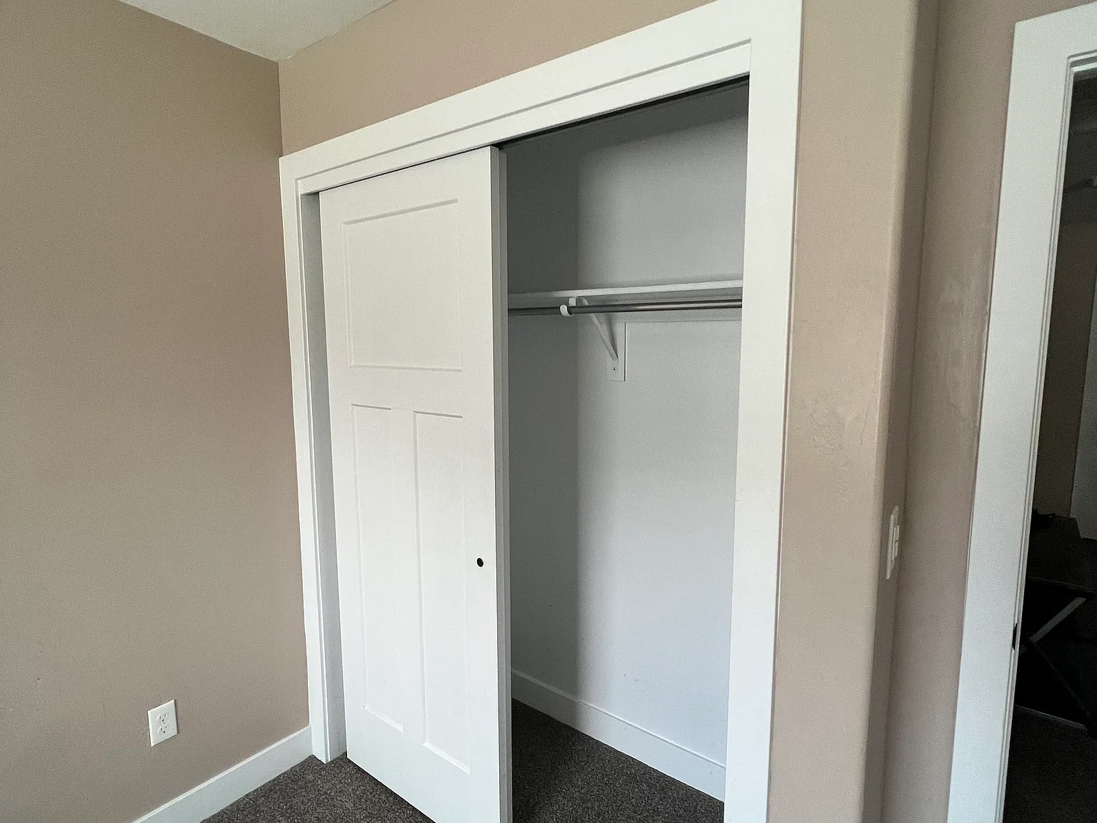 Private Room For Rent (Males Only) — Photo 2