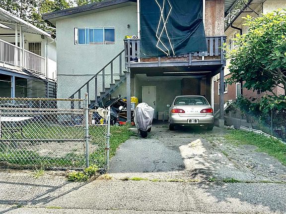 3rd image of 6915 Beatrice St