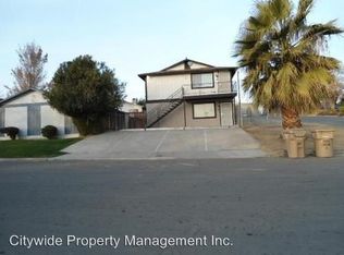 2008 Owens St APT C, Bakersfield, CA 93305
