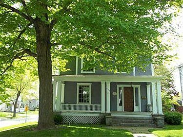 1st image of 999 S Lincoln Ave