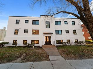 649 Notabene Dr #101, Alexandria, VA 22305