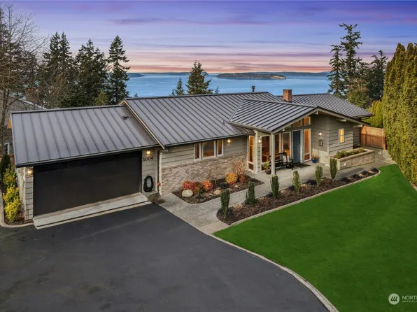 1004 8th St, Mukilteo, WA 98275