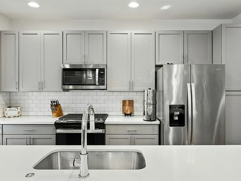 3115 Aldwyche Dr — Photo 8