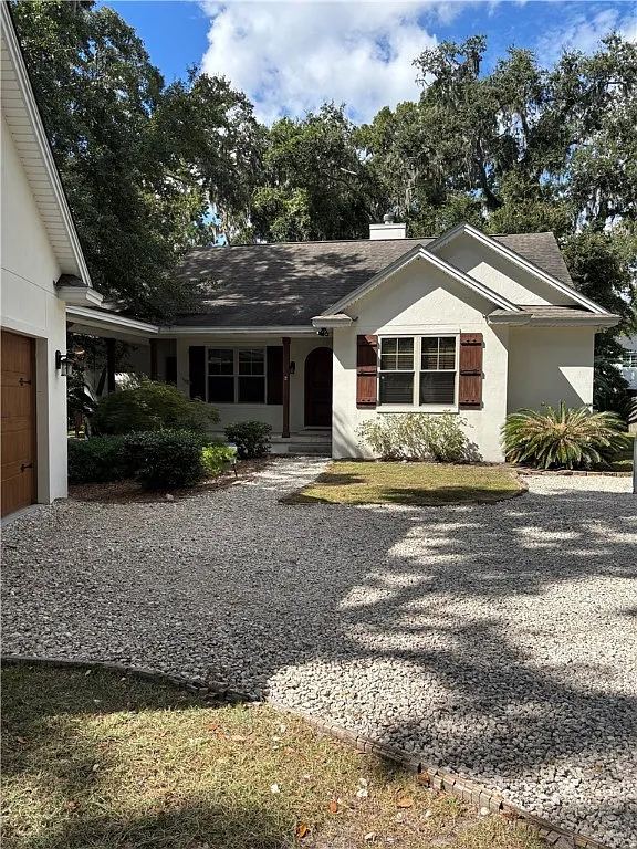 3 bed, 2.5 bath, 2036 sqft, $3,500 — Photo 1