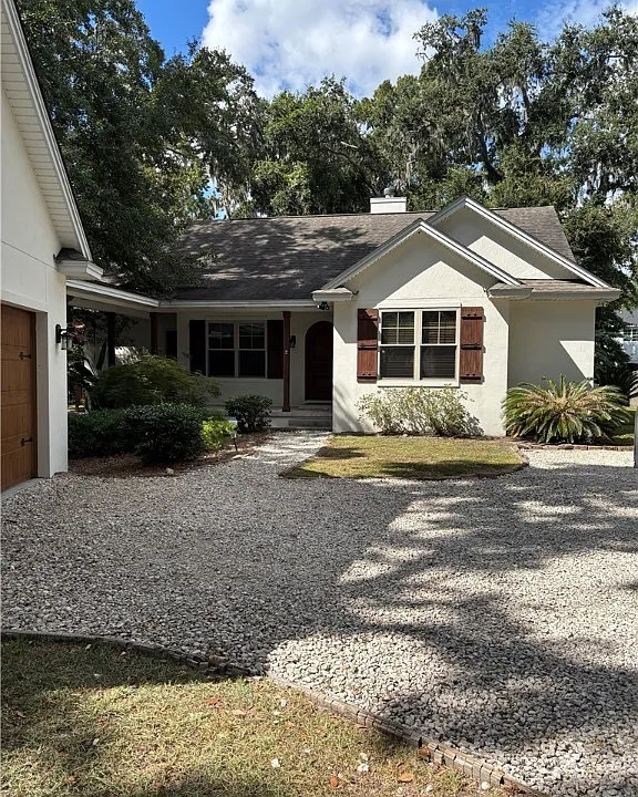 64 Admirals Retreat Dr