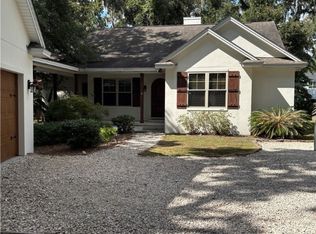 64 Admirals Retreat Dr, Saint Simons Island, GA 31522