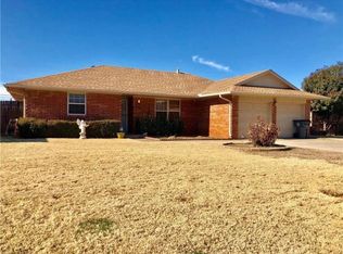 9621 Nichols Rd, Oklahoma City, OK 73120