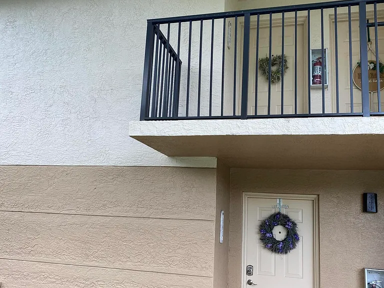 100 Crestwood Ct N #103 — Photo 28